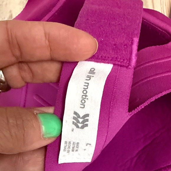 ZYIA Sports Bras Collection - Pink, Black, Green, Cream - Picture 5 of 6